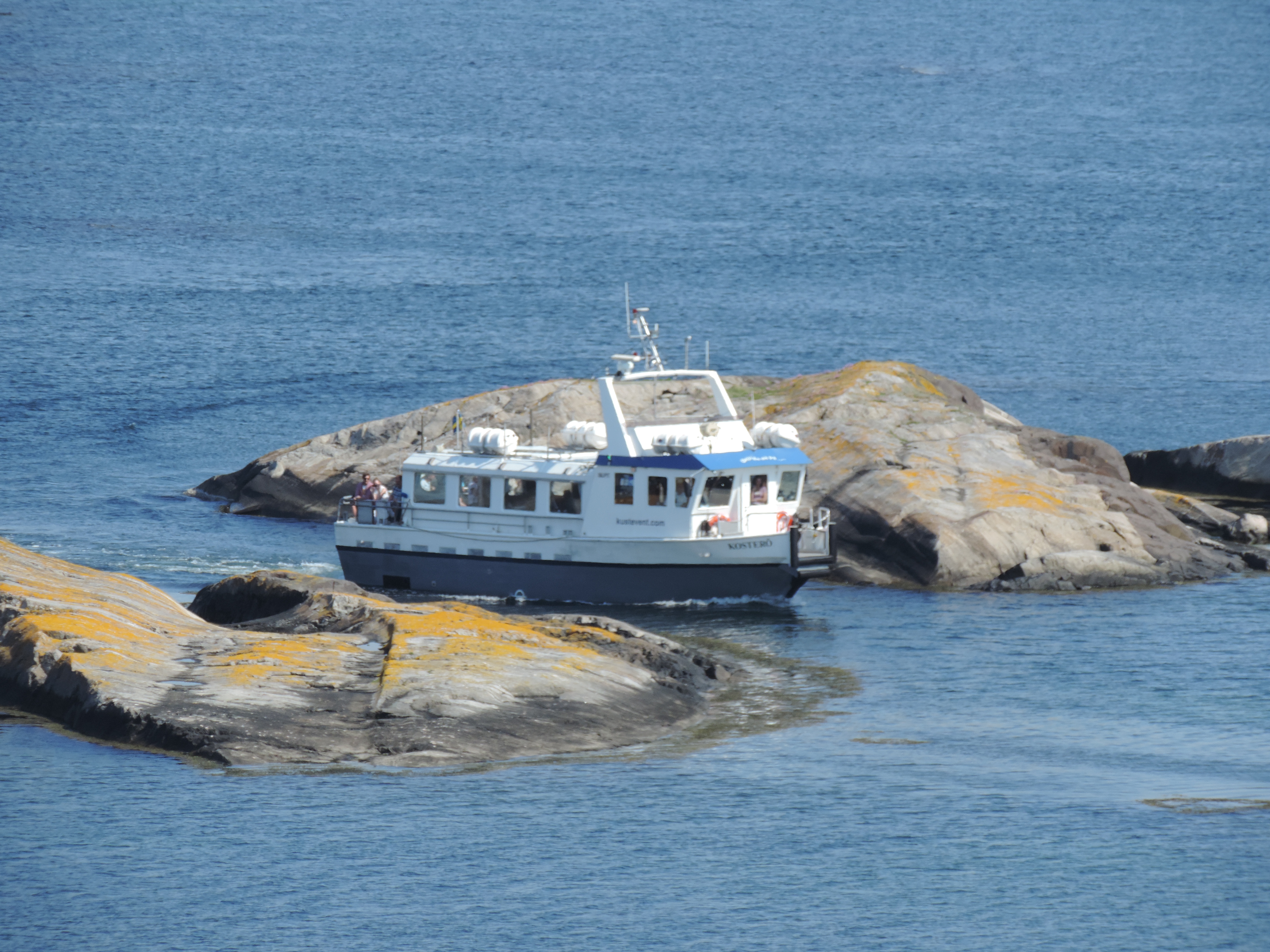 Kosterhavet mellan kobbar & skär med besök på Ursholmen